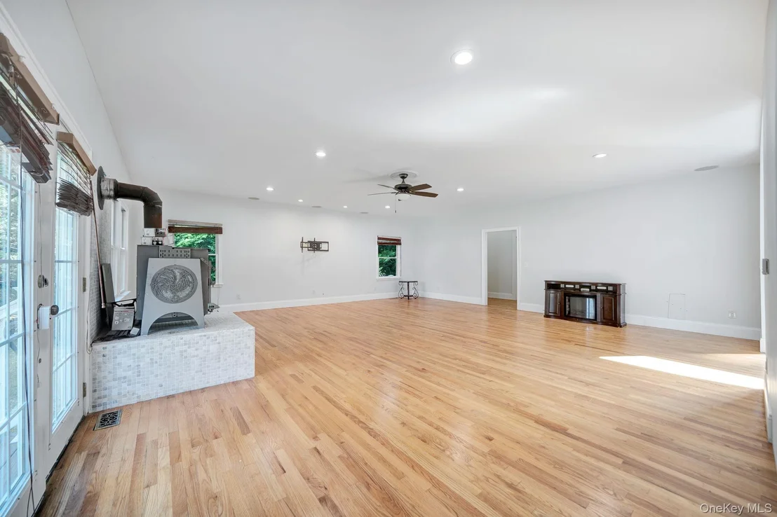 Photo of 75 Whiskey Road