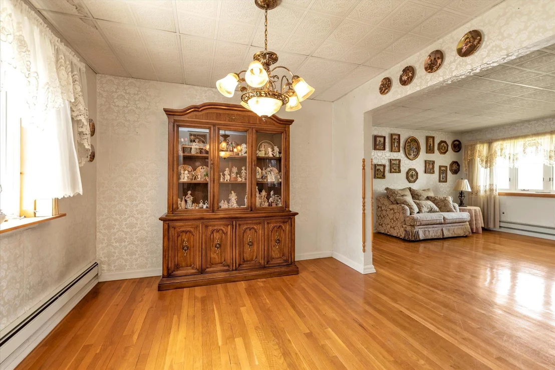 Photo of 12 Crowell Place