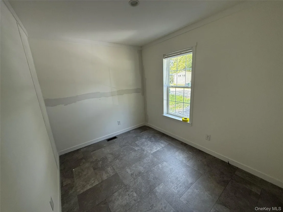 Photo of 117 Forest Park (aka Hubert St)