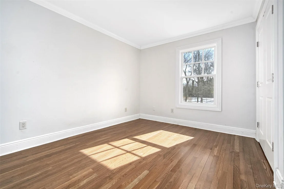 Photo of 8 Walden Lane