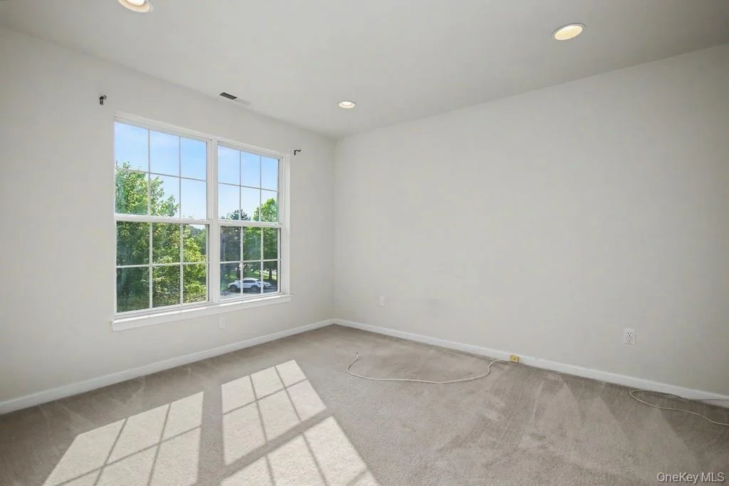 Photo of 427 Vassar Place