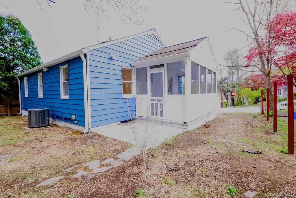 Photo of 1011 Parkway Place