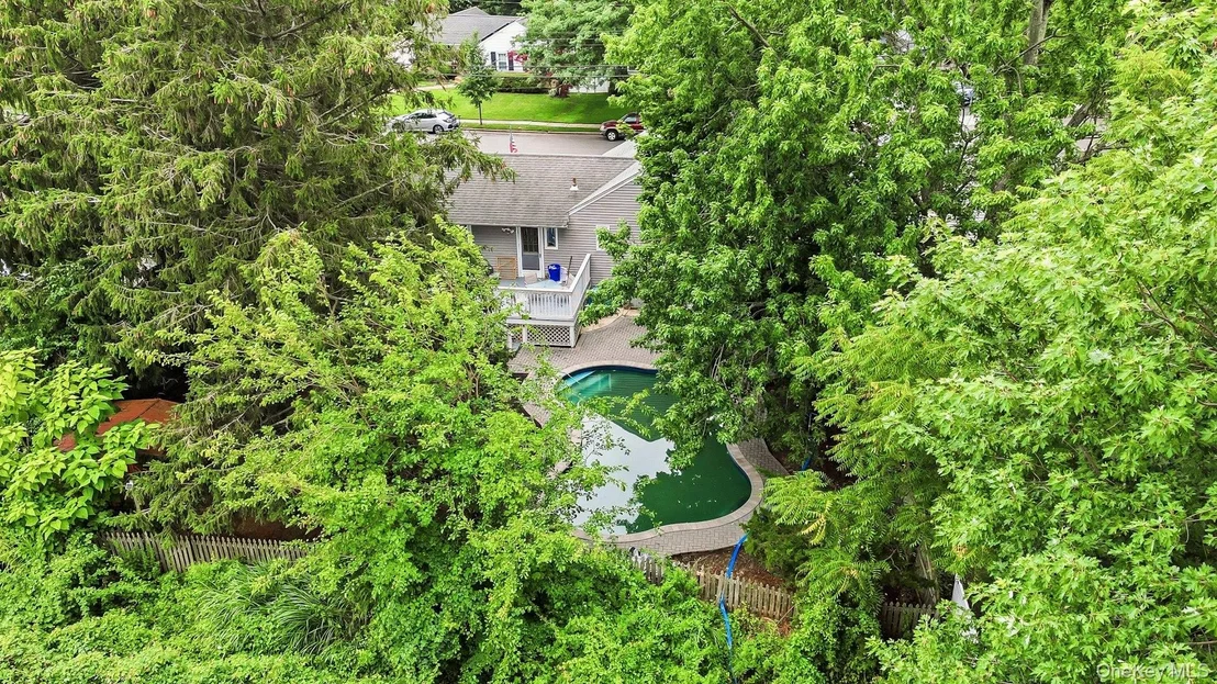 Photo of 43 Tappan Avenue