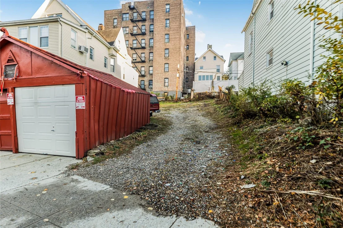 Photo of 64 Terrace View Avenue