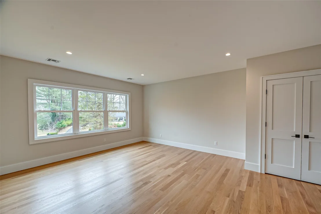 Photo of 210 Laurel Lane