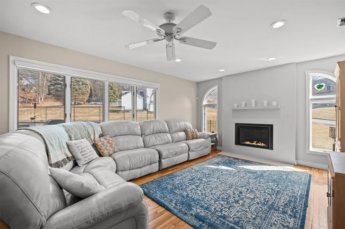 Photo of 31 Waters Edge