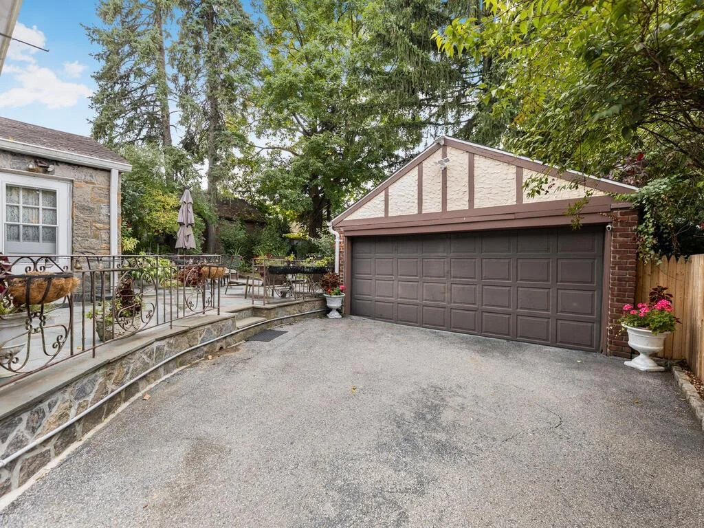 Photo of 65 Minerva Drive