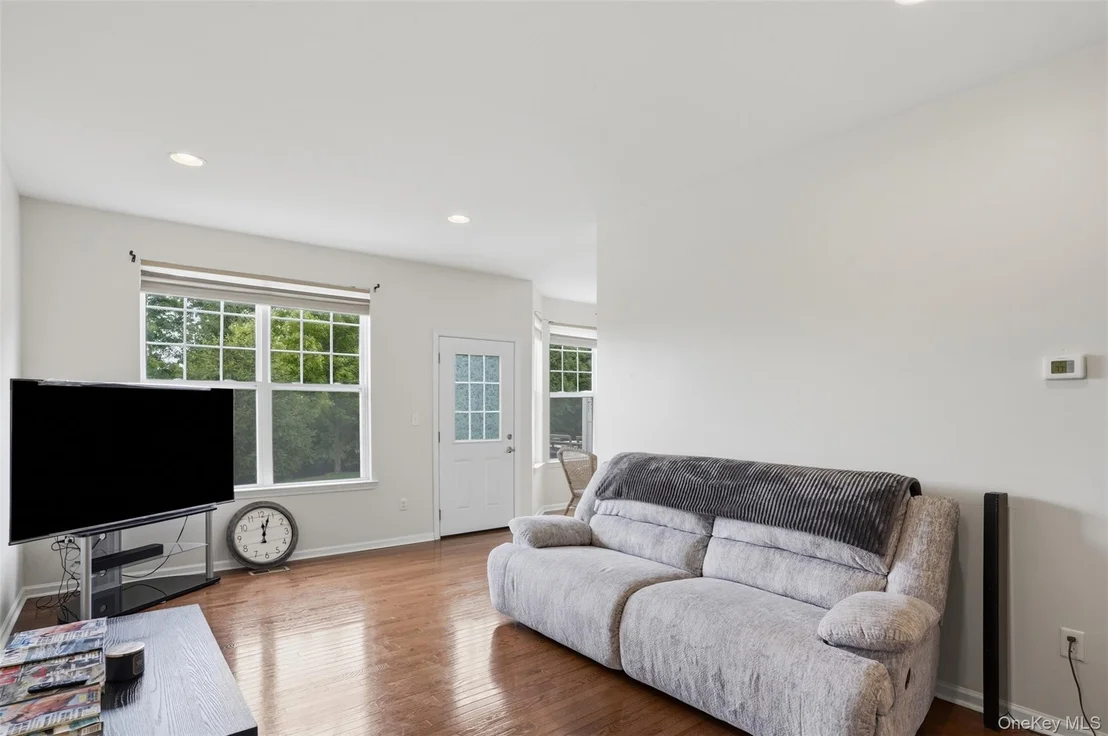 Photo of 58 Cobblestone Lane