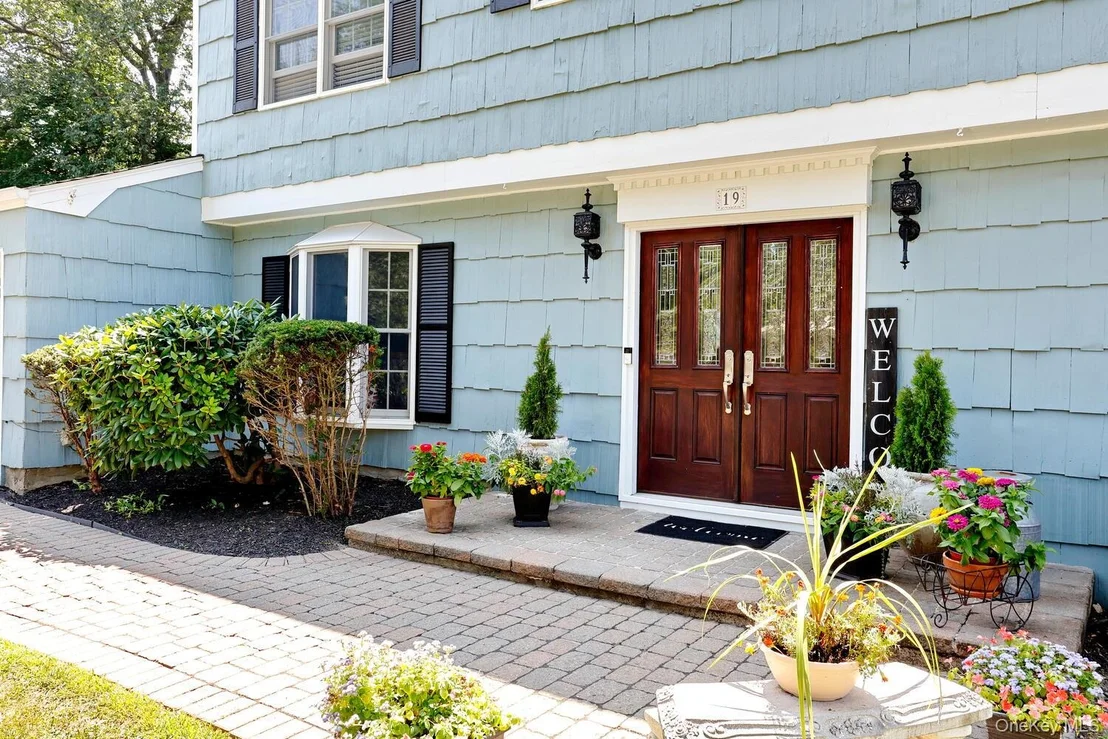 Photo of 19 Yorkshire Drive
