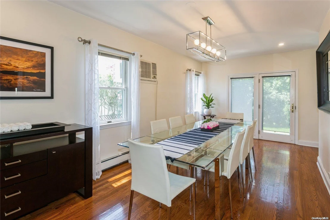 Photo of 110 Cushing Avenue