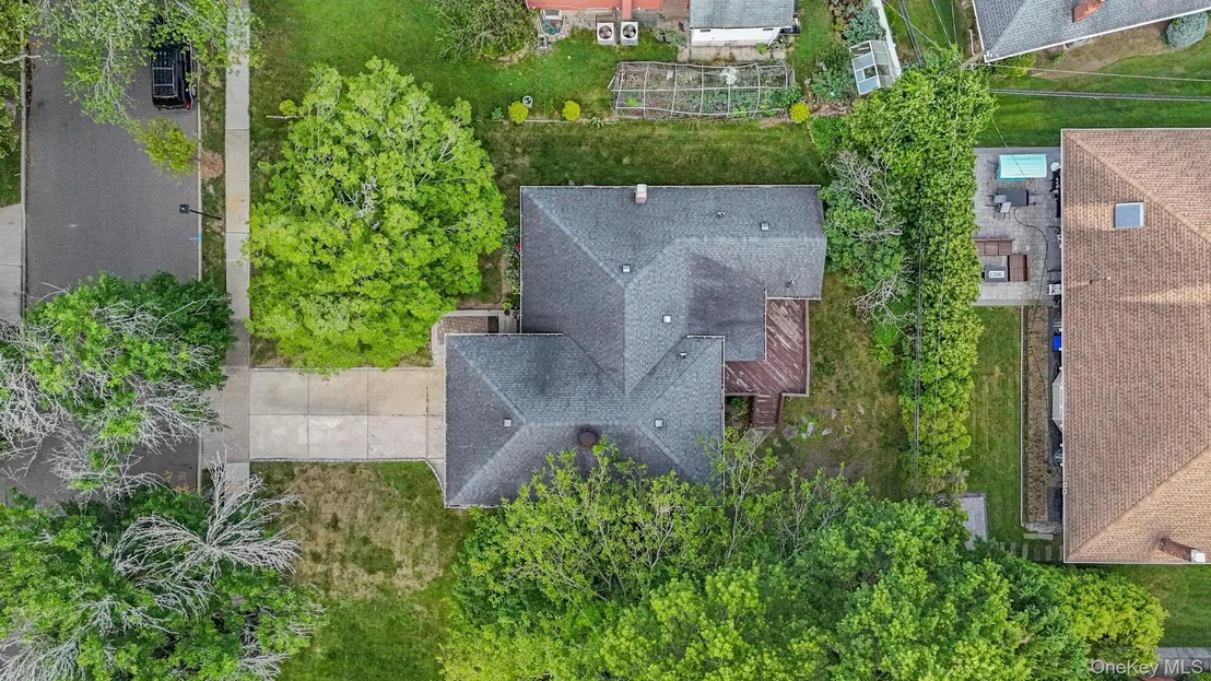 Photo of 216 Birch Drive
