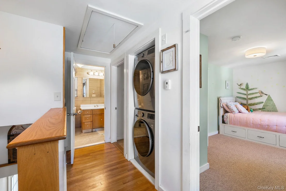 Photo of 9 Willow Avenue