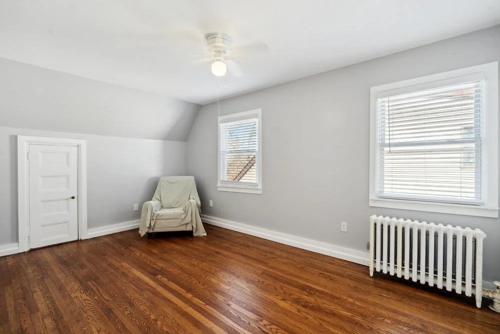 Photo of 448 Nassau Boulevard