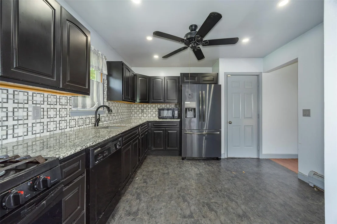 Photo of 21 Hawk Lane