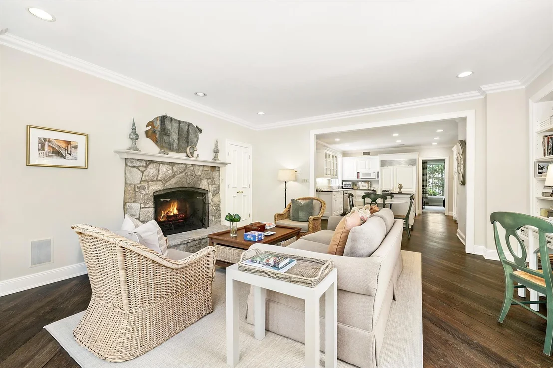 Photo of 325 Highland Road