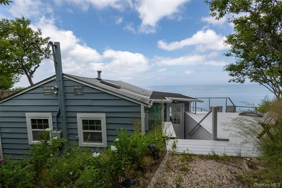 Photo of 58 Hillcrest Drive