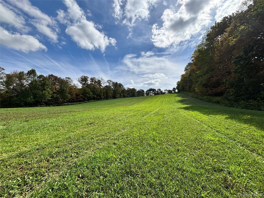 Photo of 413 Middlefield Road