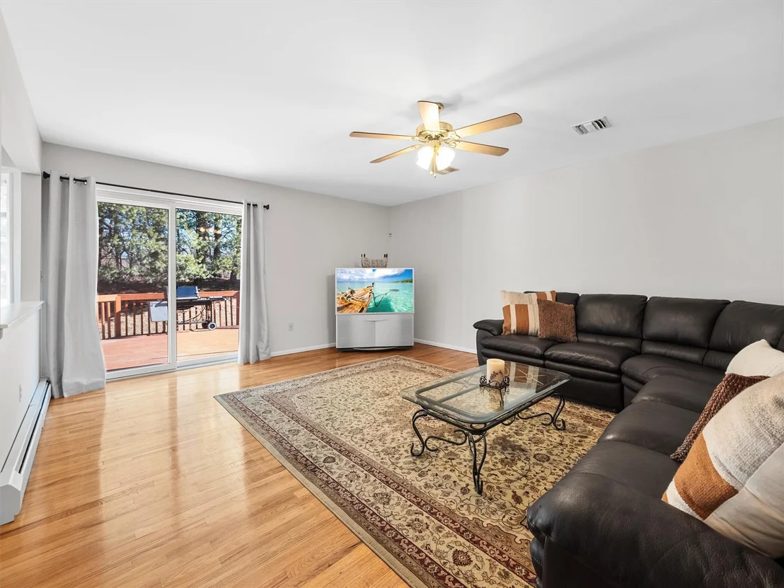 Photo of 8 Waters Edge