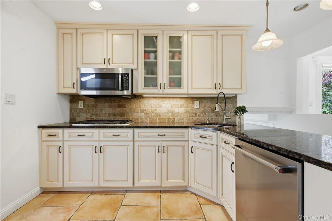 Photo of 15 Seneca Place
