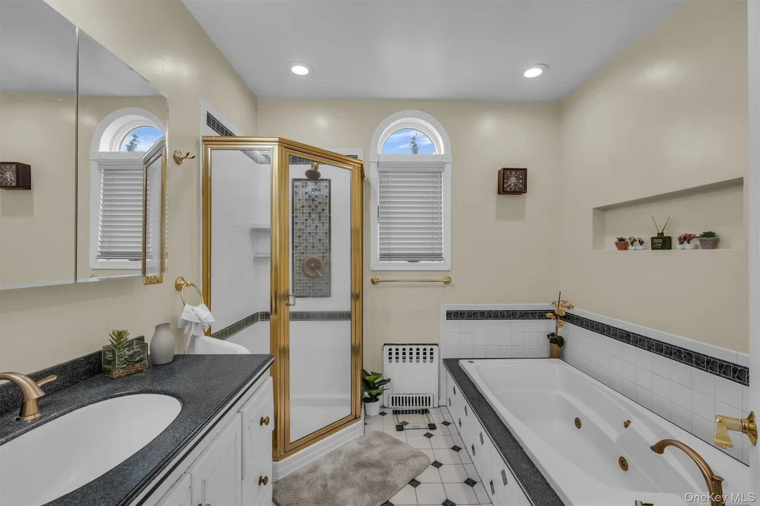 Photo of 95 Liberty Boulevard