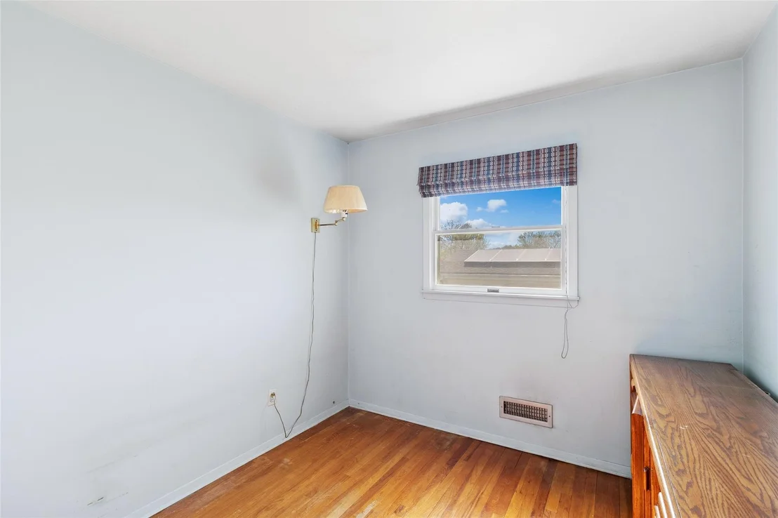 Photo of 56 Hayrick Lane