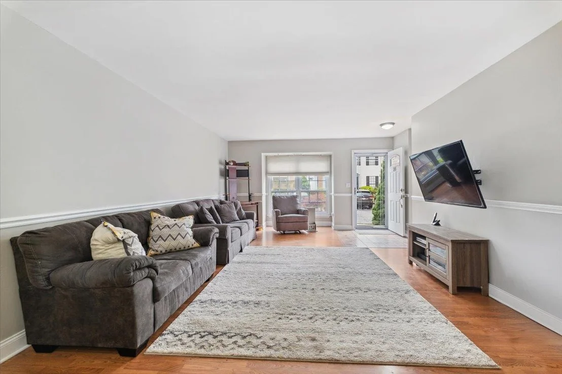 Photo of 24 Poplar Circle