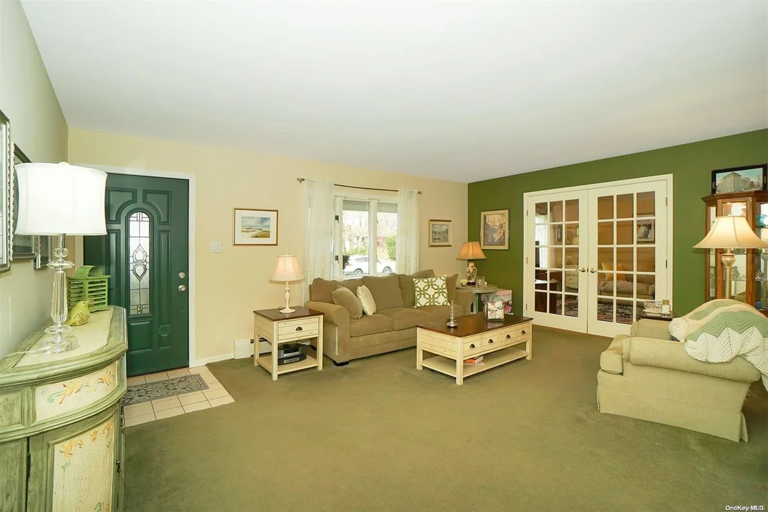 Photo of 9 Hallowell Lane