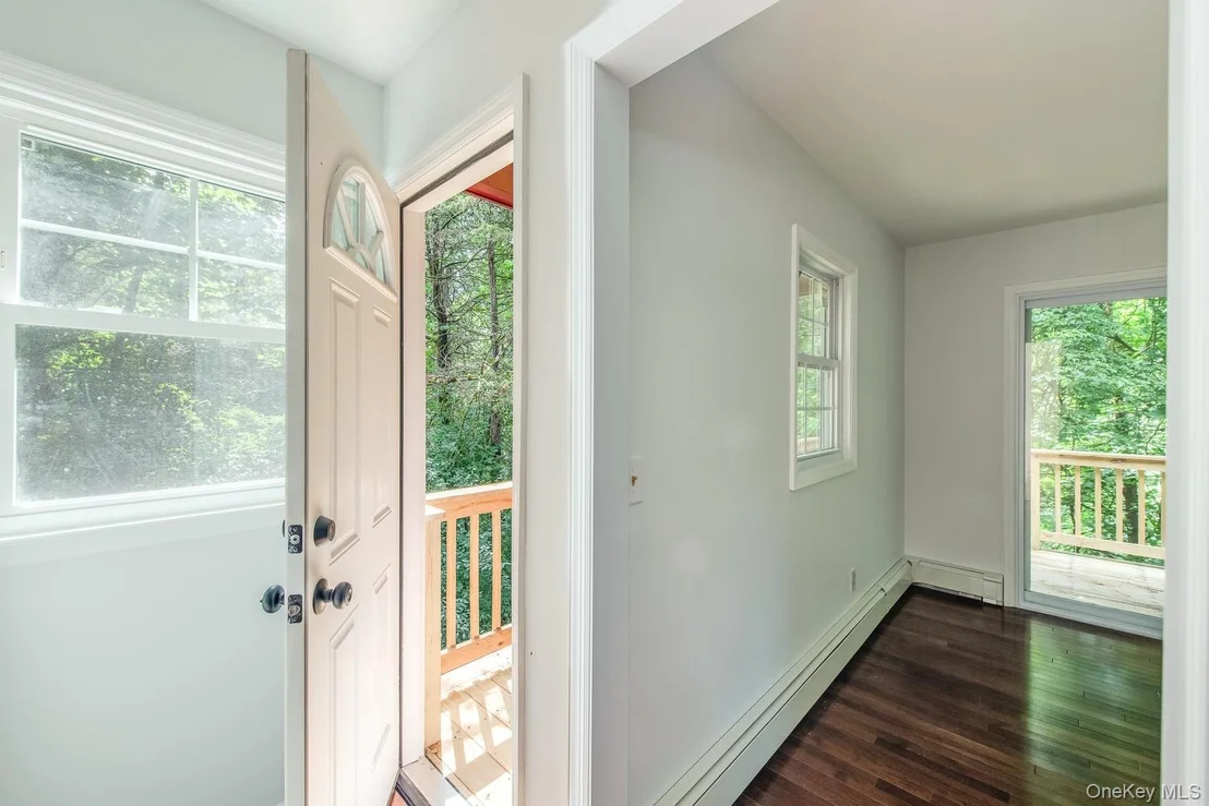 Photo of 33 Horizon Hill Drive