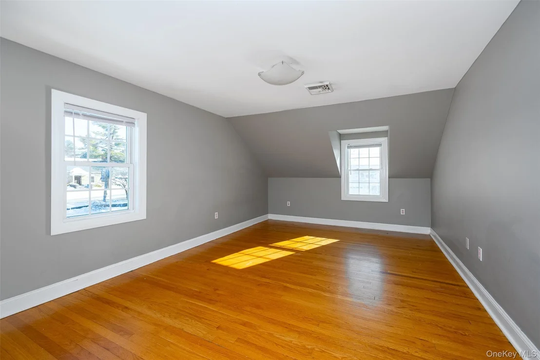 Photo of 3 Mansion Drive