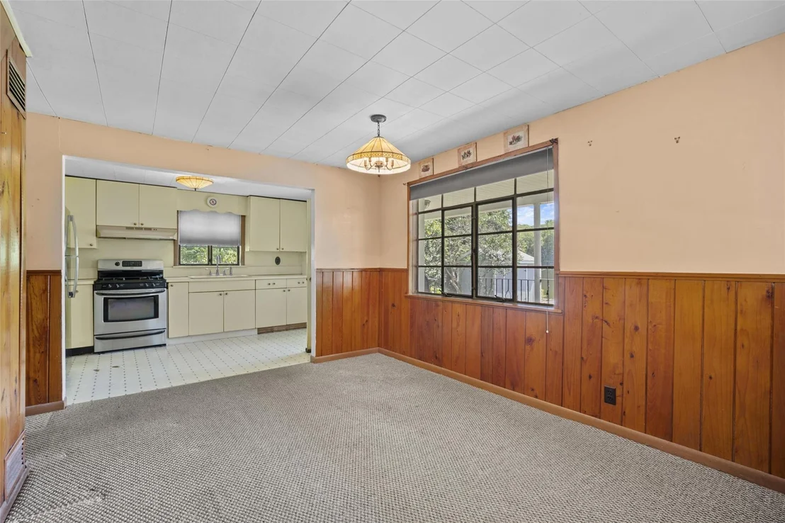 Photo of 65 Lakeside Road