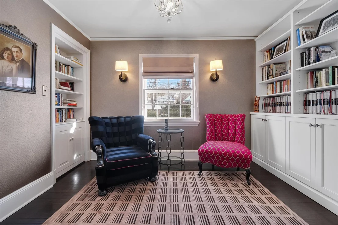 Photo of 33 Cushman Road