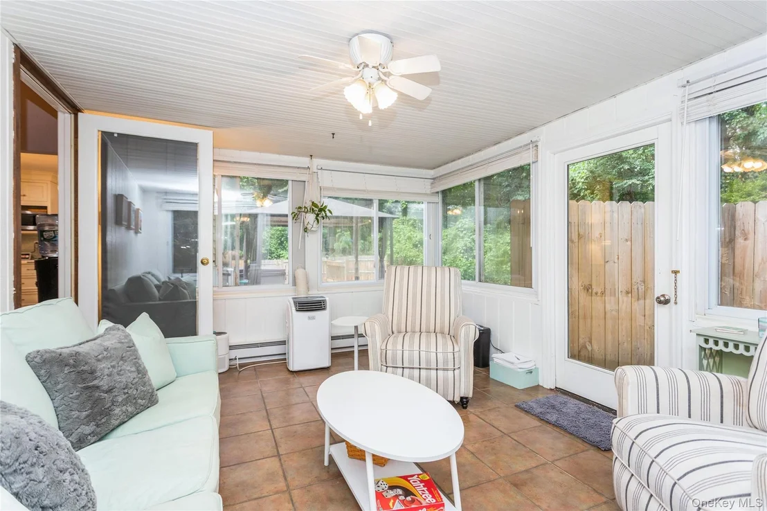 Photo of 324 Garrison Woods Lane