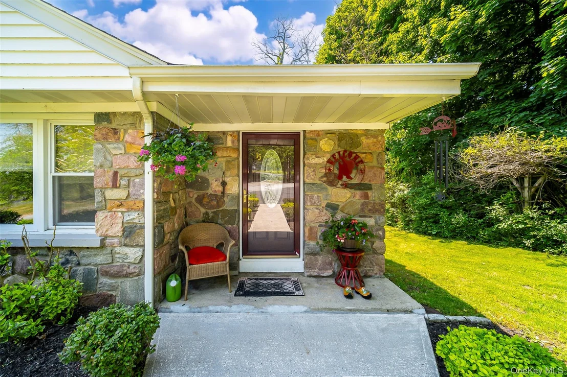 Photo of 15 Maple Road