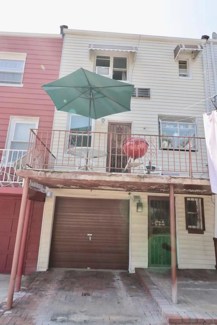 Photo of 3236 Corsa Avenue