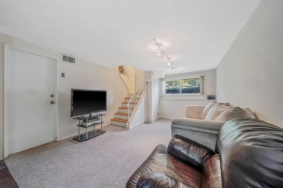 Photo of 16 Wenmore Road