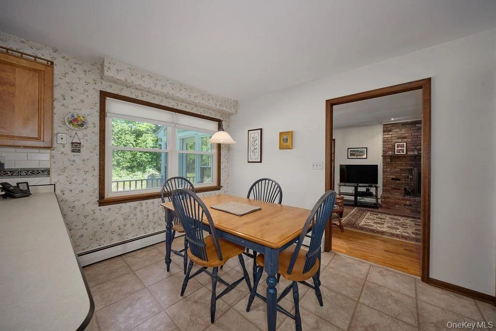 Photo of 10 Stoutenburgh Drive