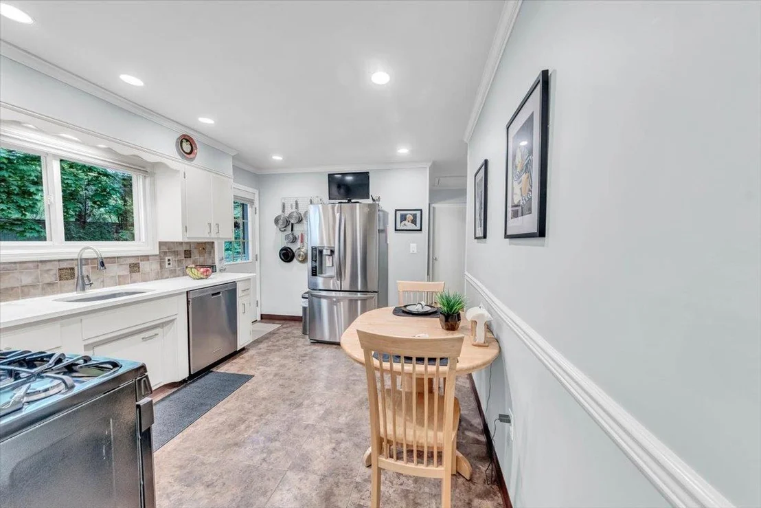 Photo of 3 Columbia Road