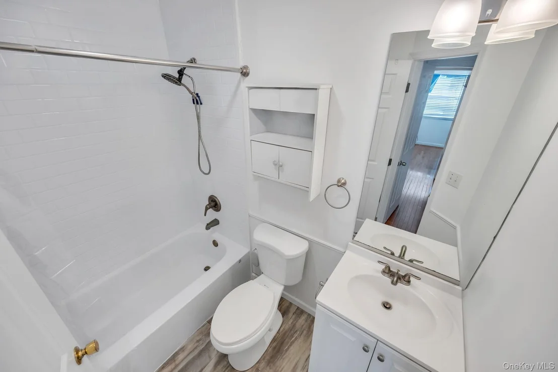 Photo of 343 Oak Avenue