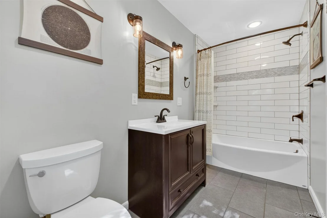 Photo of 7 Ridgewood Terrace