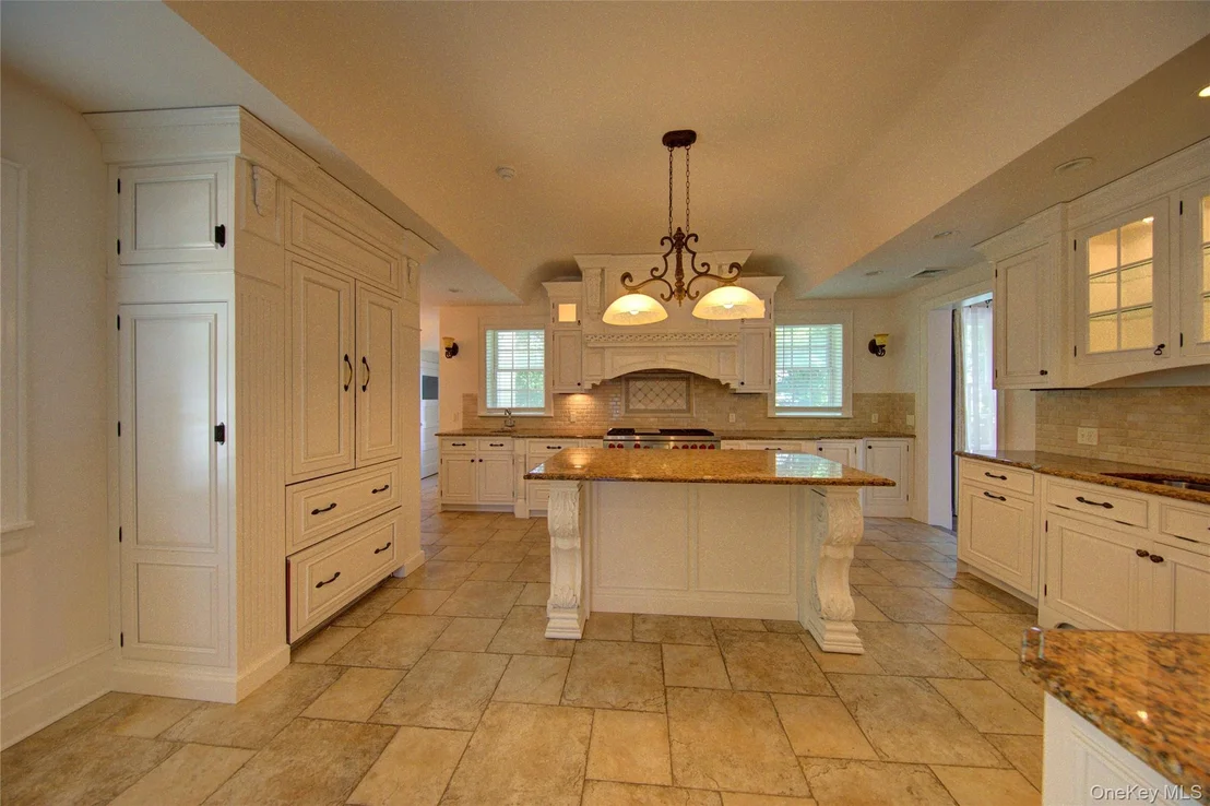 Photo of 159 Magnolia Boulevard