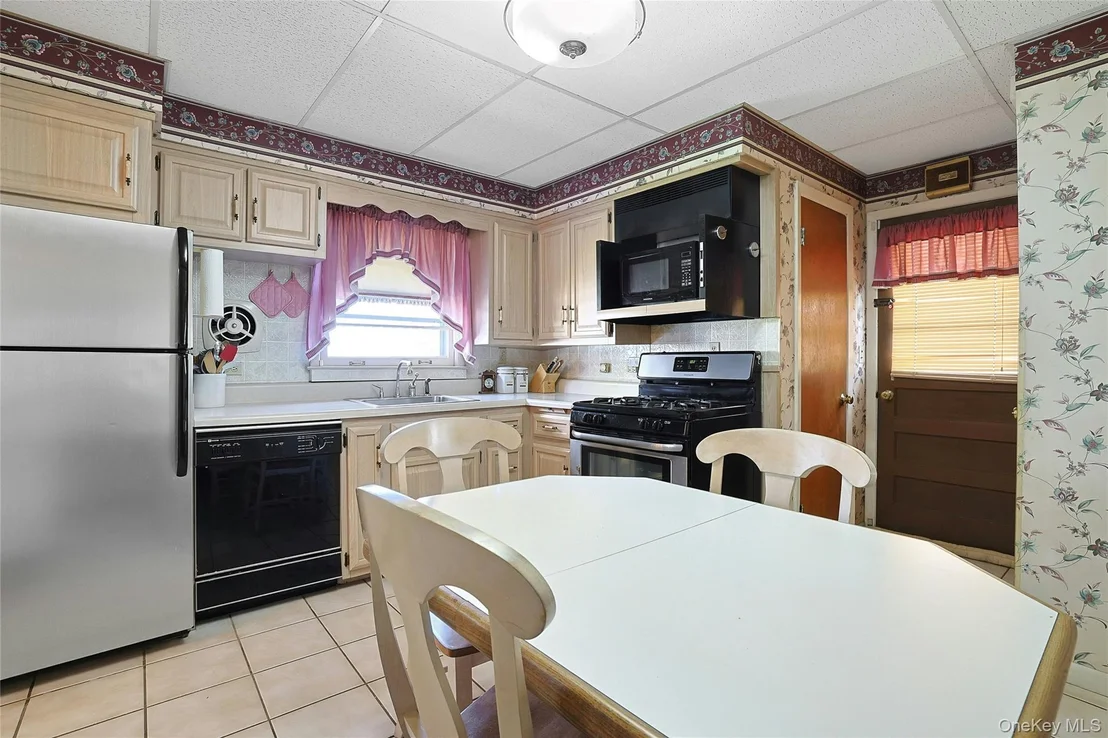 Photo of 150 Windermere Drive