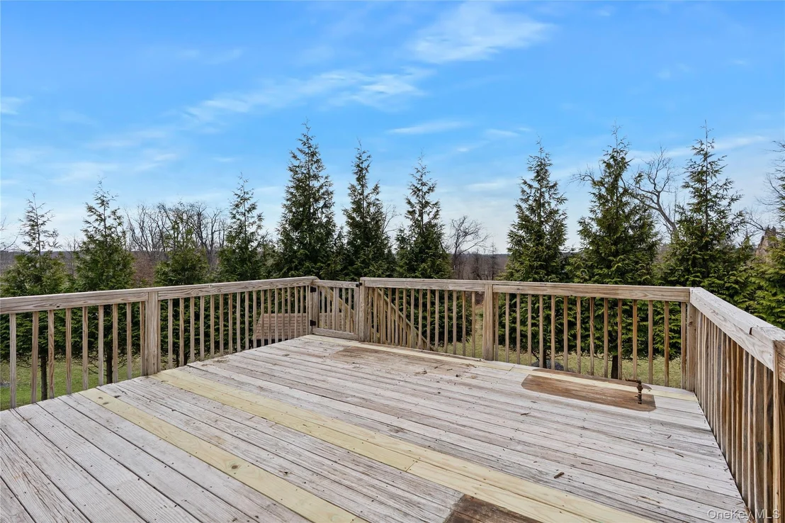 Photo of 9 Ralph Brach Drive