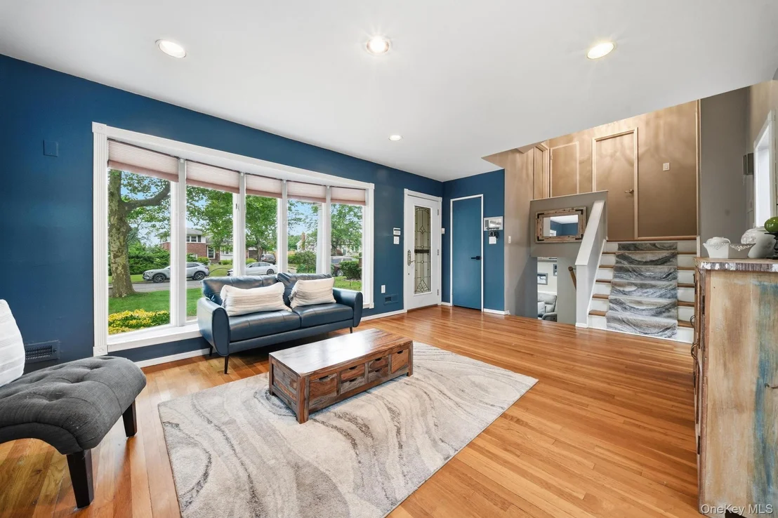 Photo of 5 Delaware Avenue