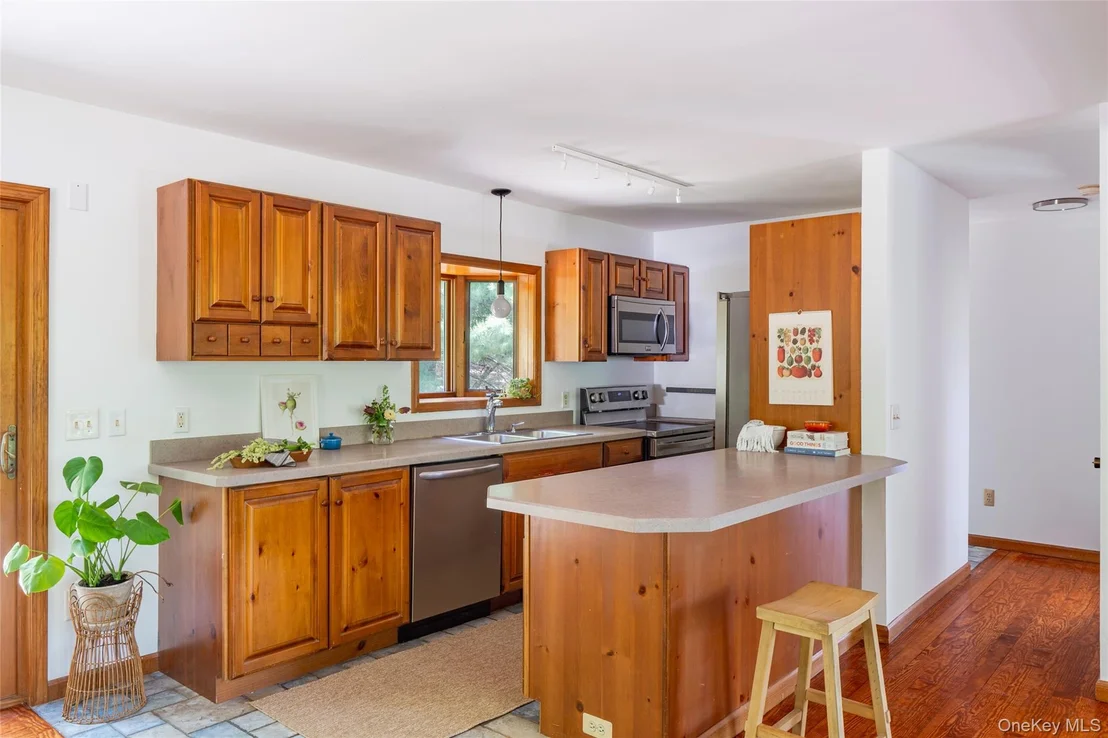 Photo of 182 Frey Road