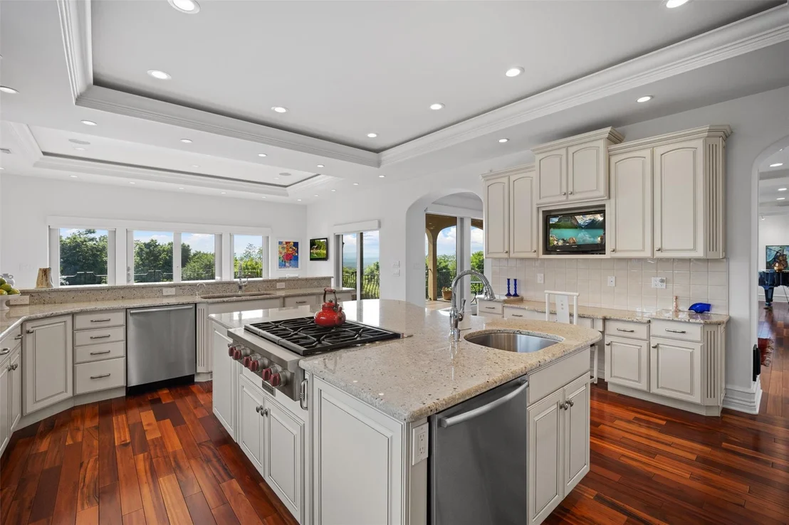 Photo of 18 Carmel Heights
