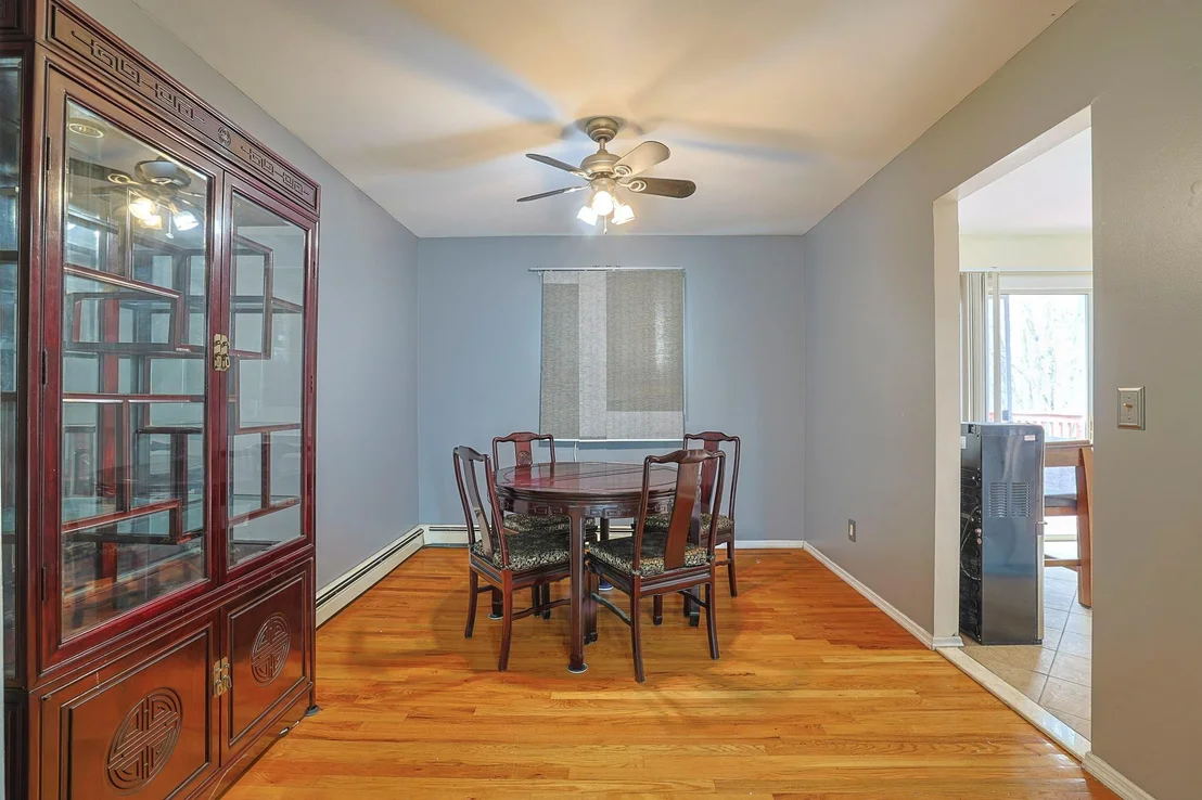 Photo of 34 Roger Avenue
