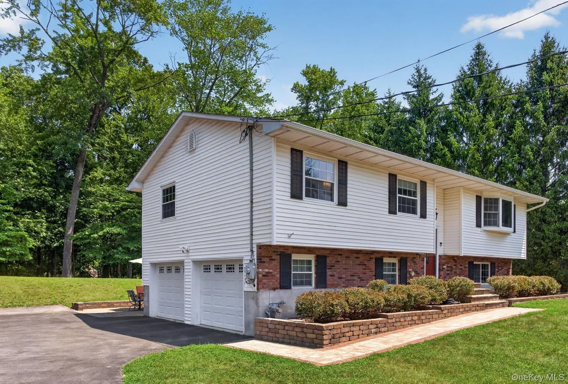 Photo of 9 Pleasant Lane