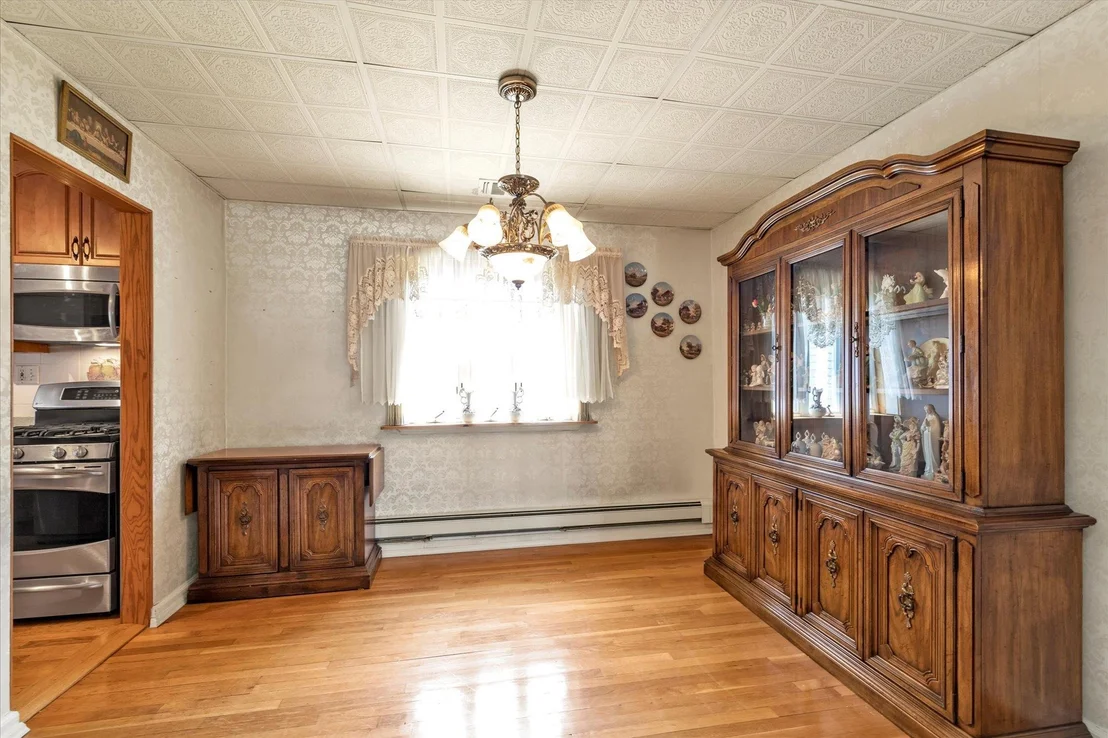 Photo of 12 Crowell Place
