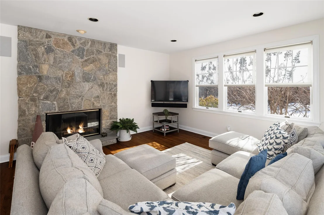 Photo of 197 Upper Shad Road
