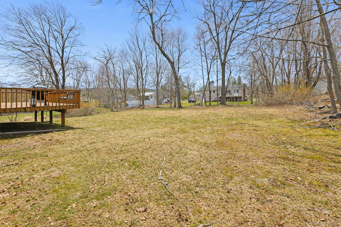 Photo of 160 E Willow Tree Road